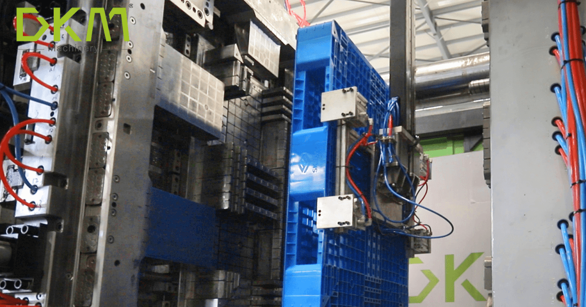 DKM Plastic Pallet Production Line