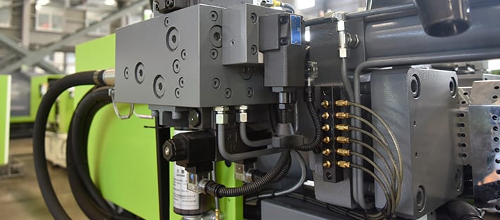 servo-injection-molding-machine-valve